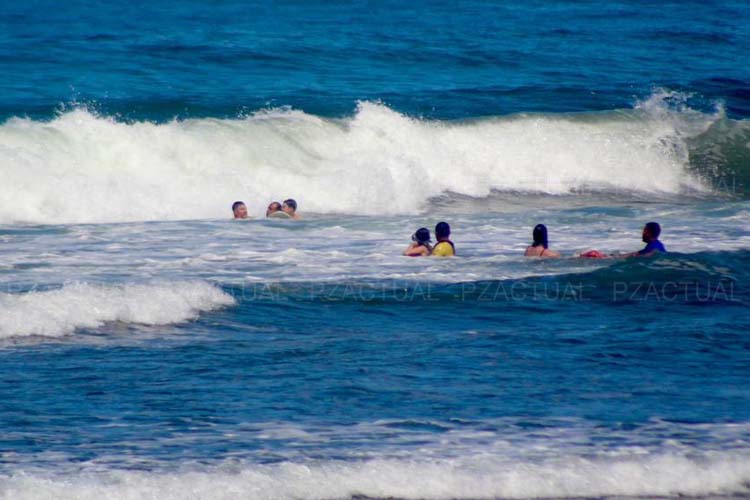 Guardavidas salvó la vida a una familia en Playa Hermosa de Osa