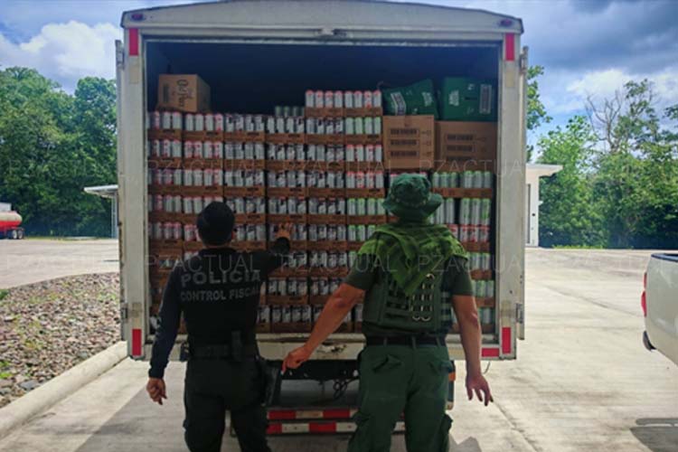 Contrabandistas de licor provocaron otro accidente en la Zona Sur