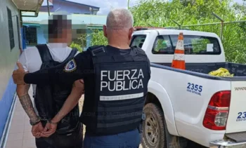 Sujeto detenido en Cajón