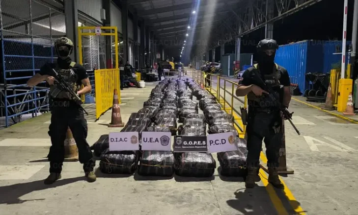 Primer lancha con marihuana decomisada este año en Costa Rica 1