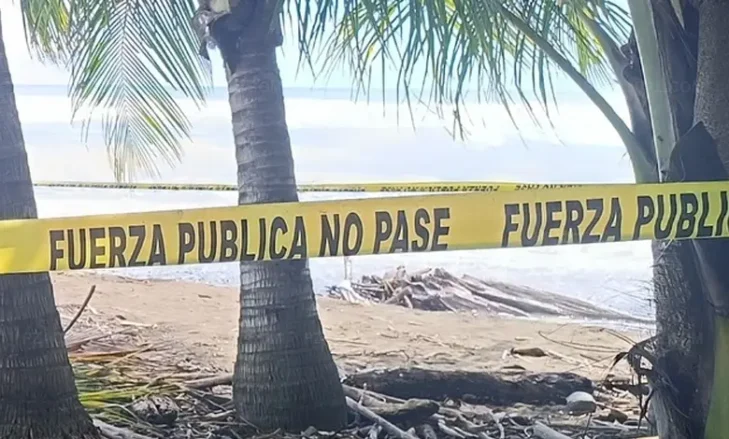 GUARDAVIDAS OIJ DOMINICAL PLAYA ACHIOTE