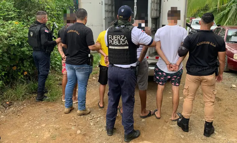 Allanamientos en Uvita dejan cuatro detenidos por drogas